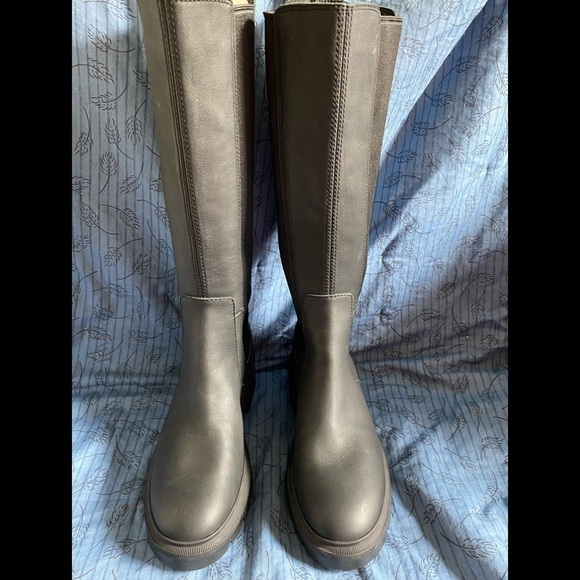 Timberland tall waterproof leather pull on womens boots with gore panels 7 - Picture 5 of 7